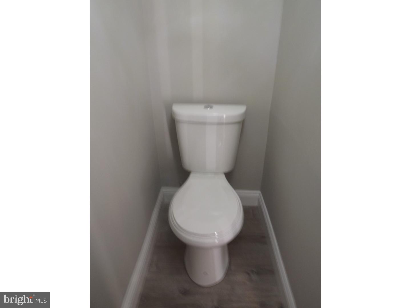 10857 Harrow Road Philadelphia, PA 19154 - Photo 19 of 23
