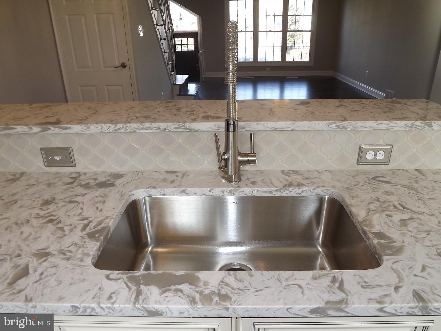 10857 Harrow Road Philadelphia, PA 19154 - Photo 5 of 23 Kitchen