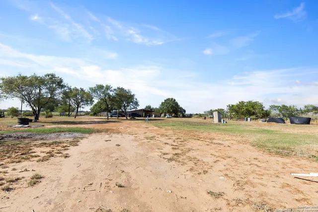 $319,500 | 944 County Road 769, Devine, TX 78016