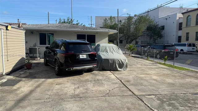 $869,000 | 111 Southwest 24th Avenue, Miami, FL 33135