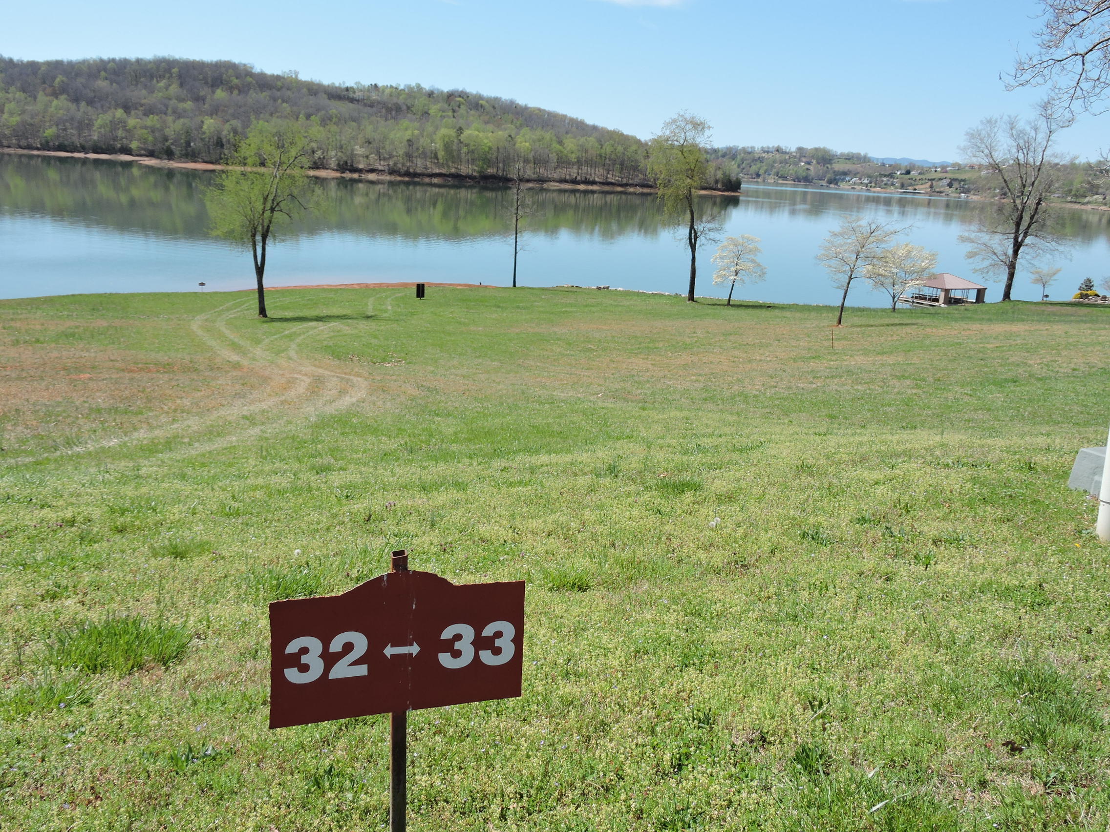 Crown Pointe Road La Follette, TN 37766 - Photo 3 of 11 E Lot Road Marker