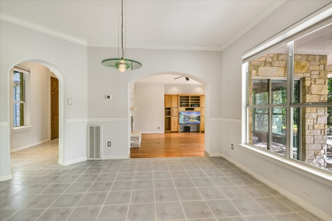 112 Twin Saddles Dripping Springs, TX 78620 - Photo 9 of 29