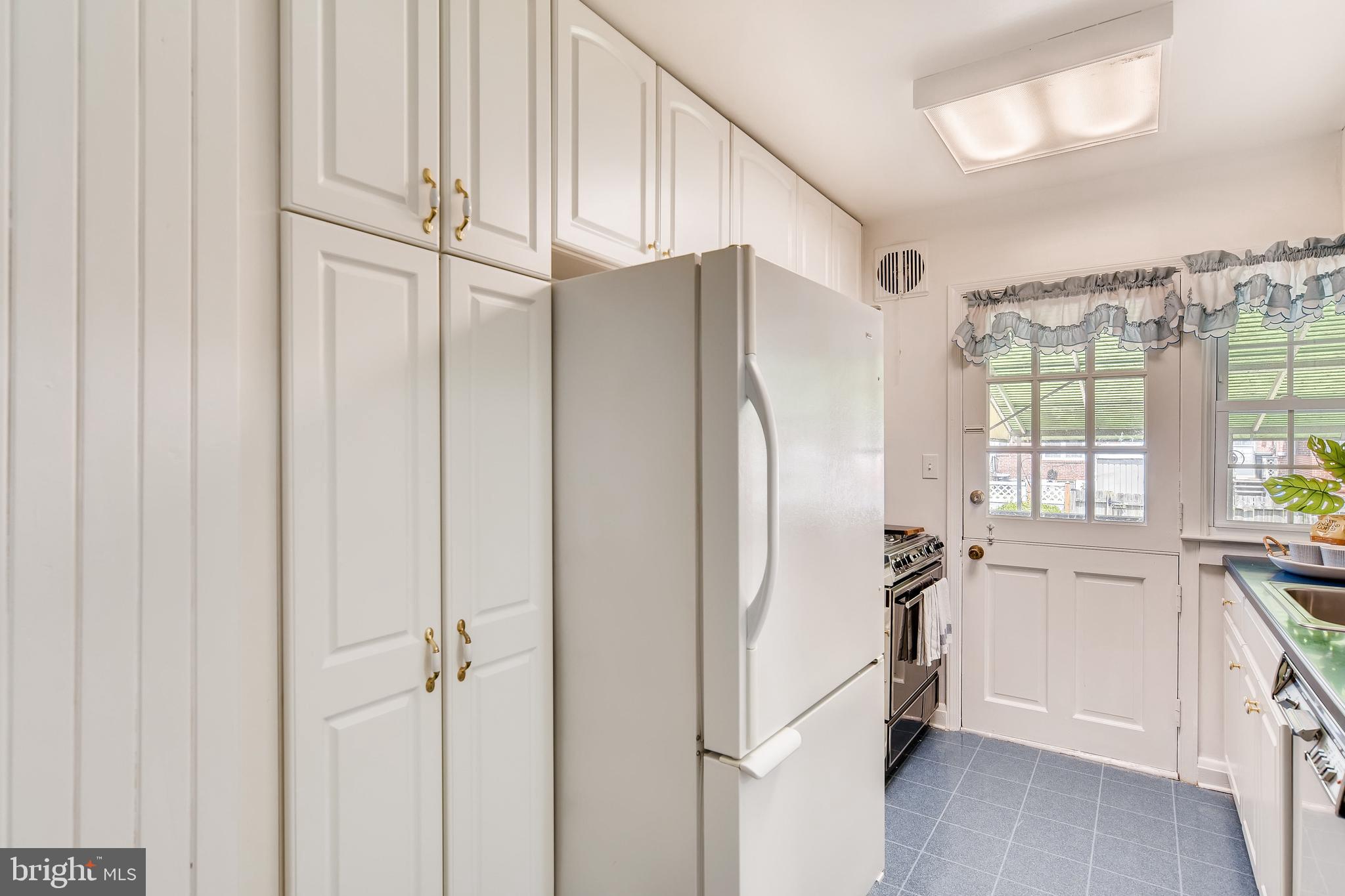 1626 Feldbrook Road Baltimore, MD 21286 - Photo 10 of 26 Gallery Image 10