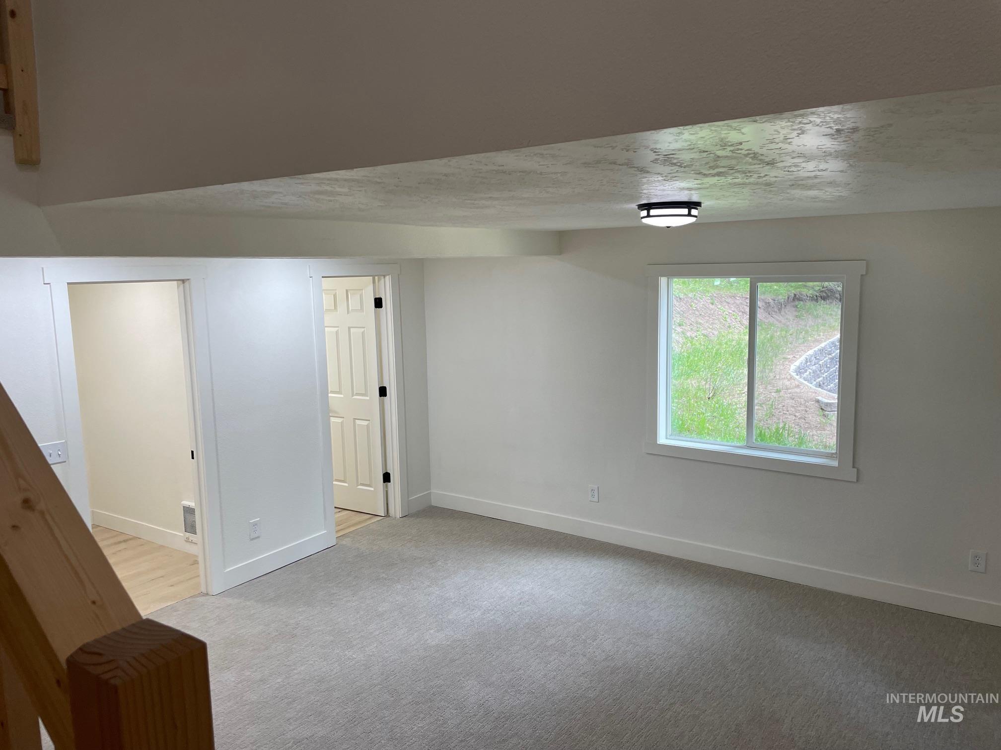 199 Scriver Woods Road Garden Valley, ID 83622 - Photo 12 of 35