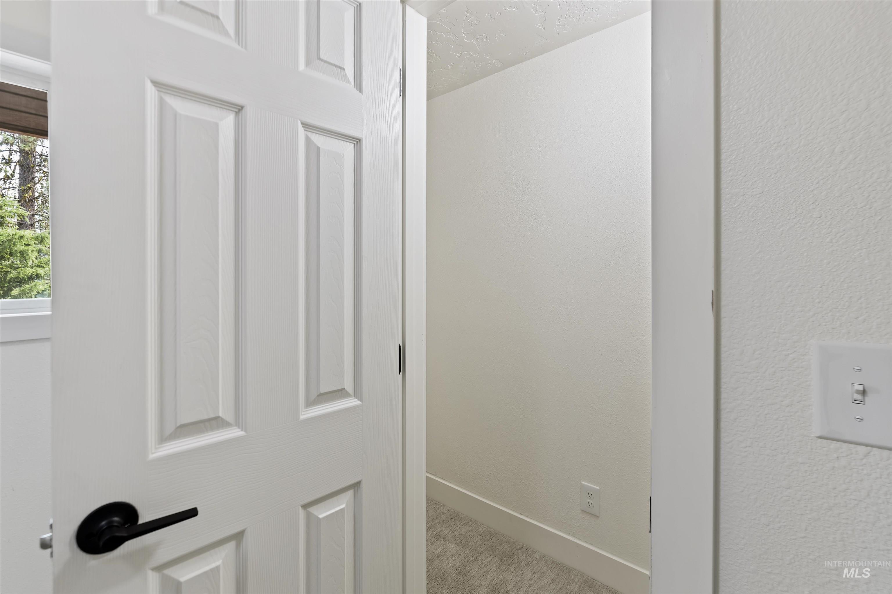 199 Scriver Woods Road Garden Valley, ID 83622 - Photo 19 of 35