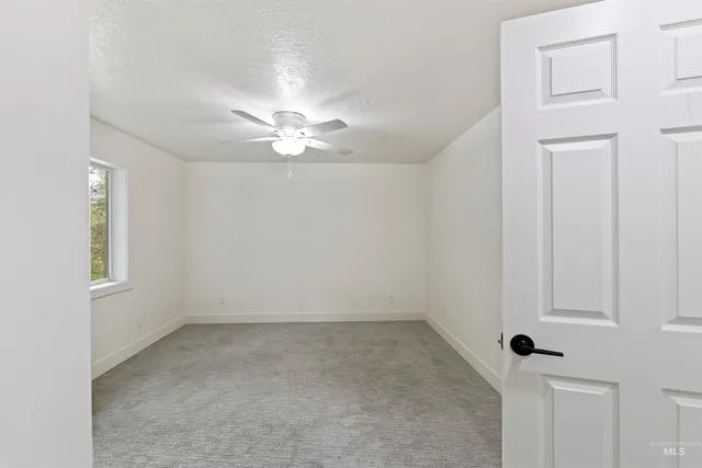 $499,999 | 199 Scriver Woods Road, Garden Valley, ID 83622