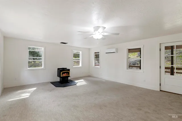 $499,999 | 199 Scriver Woods Road, Garden Valley, ID 83622