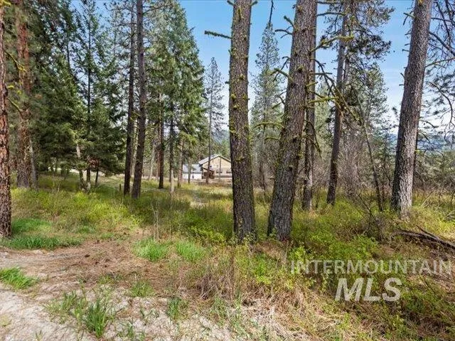 $499,999 | 199 Scriver Woods Road, Garden Valley, ID 83622