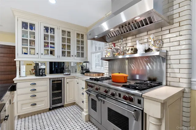 $5,188,000 | 127-1 Beverly Road | Douglaston