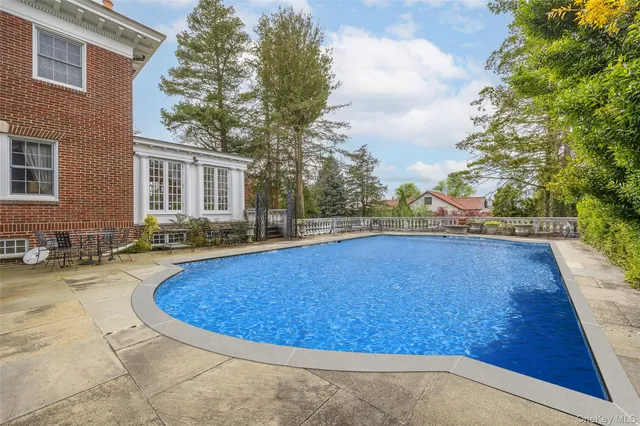 $5,188,000 | 127-1 Beverly Road | Douglaston