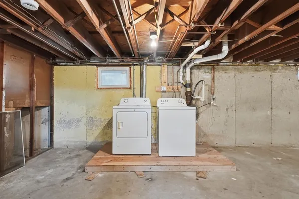 $825,000 | 18-20 Genetti Circle, Bedford, MA 01730