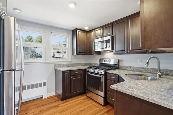 $825,000 | 18-20 Genetti Circle, Bedford, MA 01730