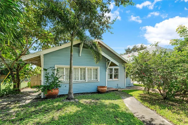 $1,200,000 | 728 Newark Street, West Palm Beach, FL 33401