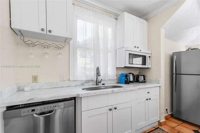 $1,200,000 | 728 Newark Street, West Palm Beach, FL 33401