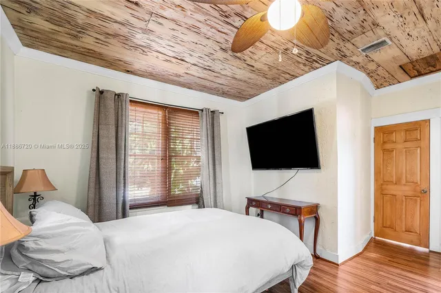 $1,200,000 | 728 Newark Street, West Palm Beach, FL 33401