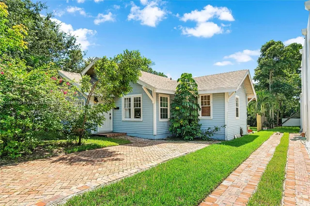 $1,200,000 | 728 Newark Street, West Palm Beach, FL 33401