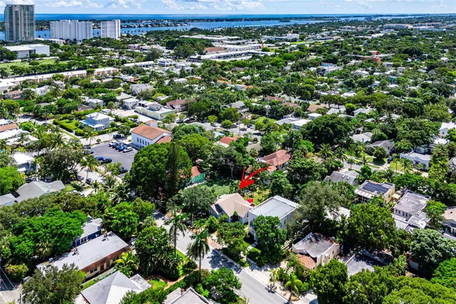 $1,200,000 | 728 Newark Street, West Palm Beach, FL 33401