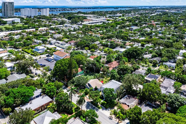 $1,200,000 | 728 Newark Street, West Palm Beach, FL 33401