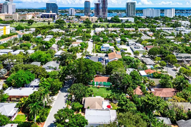 $1,200,000 | 728 Newark Street, West Palm Beach, FL 33401