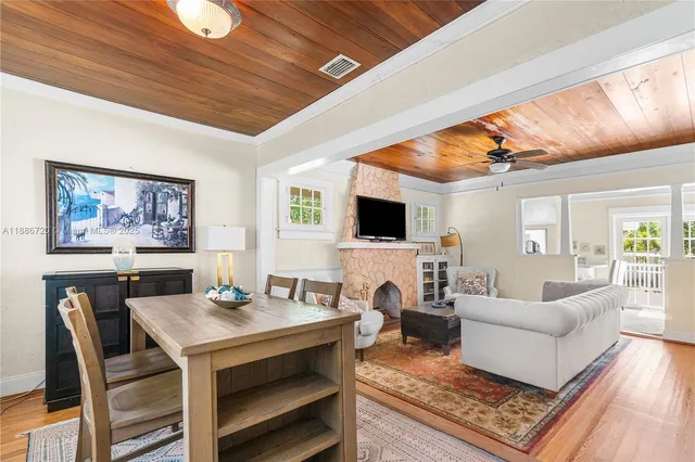 $1,200,000 | 728 Newark Street, West Palm Beach, FL 33401