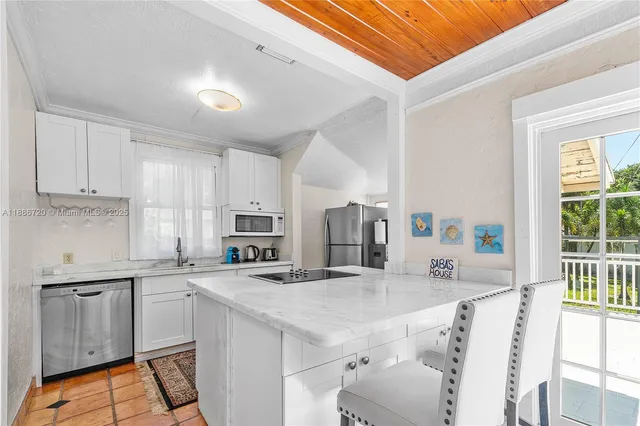 $1,200,000 | 728 Newark Street, West Palm Beach, FL 33401