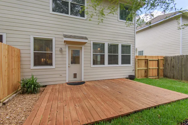 $2,000 | 19 Musk Rose Court, The Woodlands, TX 77382