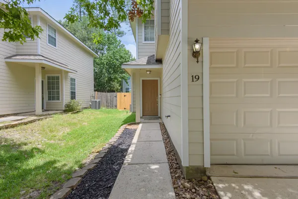 $2,000 | 19 Musk Rose Court, The Woodlands, TX 77382