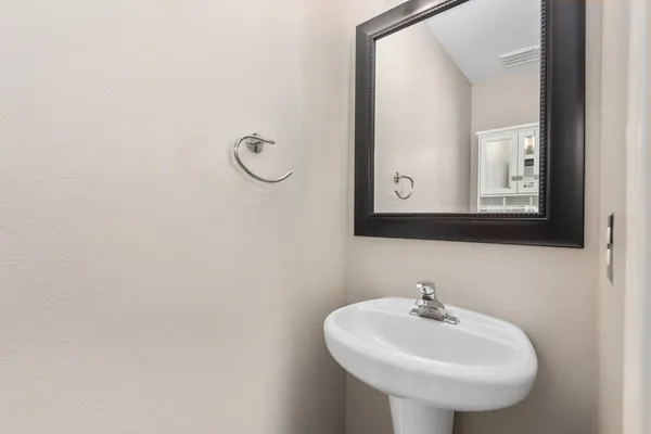 $2,000 | 19 Musk Rose Court, The Woodlands, TX 77382