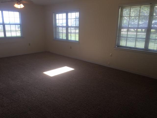 147 Ferry Road Northeast Fort Walton Beach, FL 32548 - Photo 8 of 24 IMG_0610