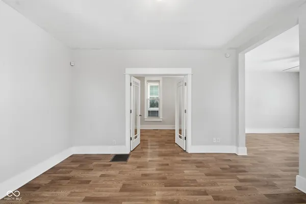 $2,000 | 717 Parkway Avenue, Indianapolis, IN 46203