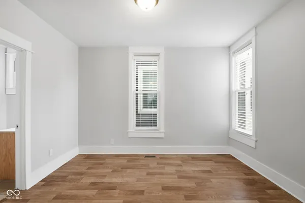 $2,000 | 717 Parkway Avenue, Indianapolis, IN 46203