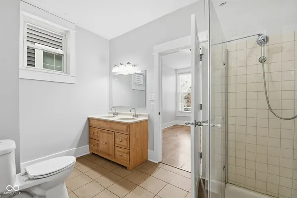 $2,000 | 717 Parkway Avenue, Indianapolis, IN 46203