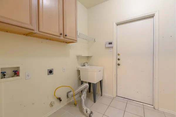 $2,999 | 2308 Sandra Drive, Cedar Park, TX 78613