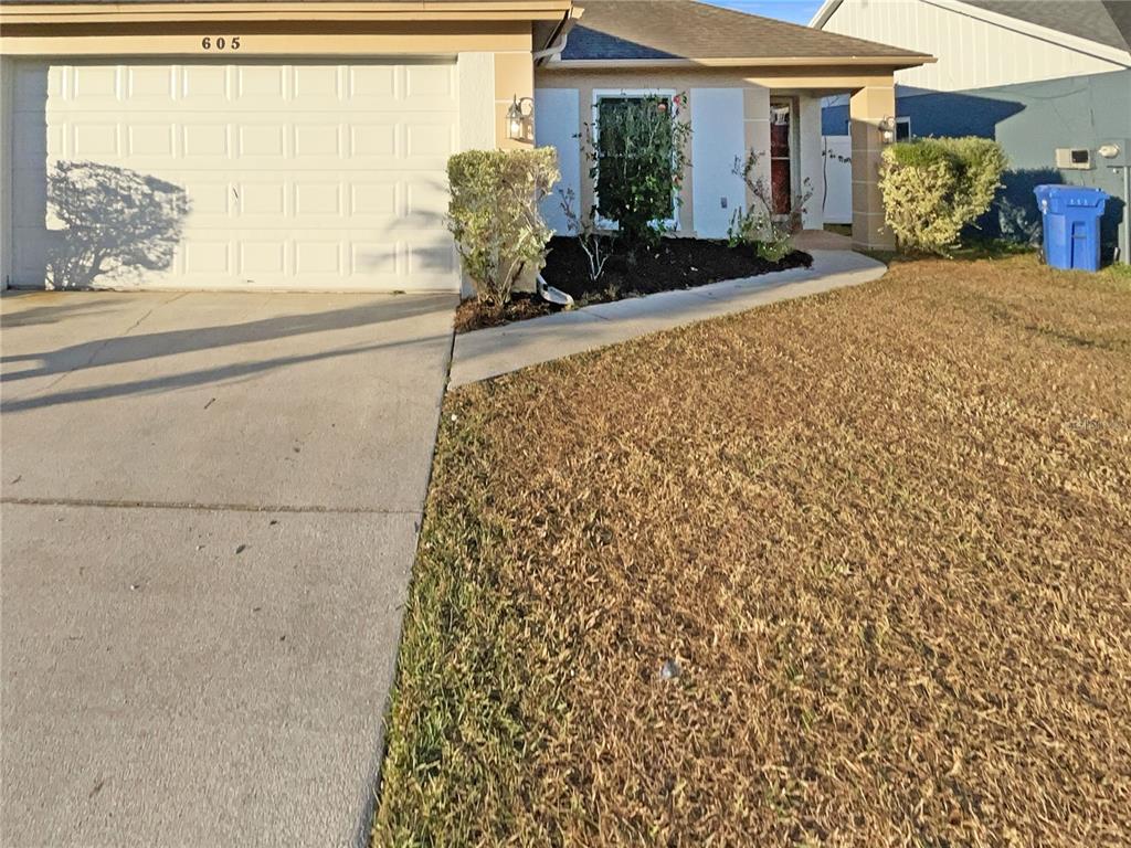 605 Sand Ridge Drive Valrico, FL 33594 - Photo 19 of 26 a view of livingroom with furniture