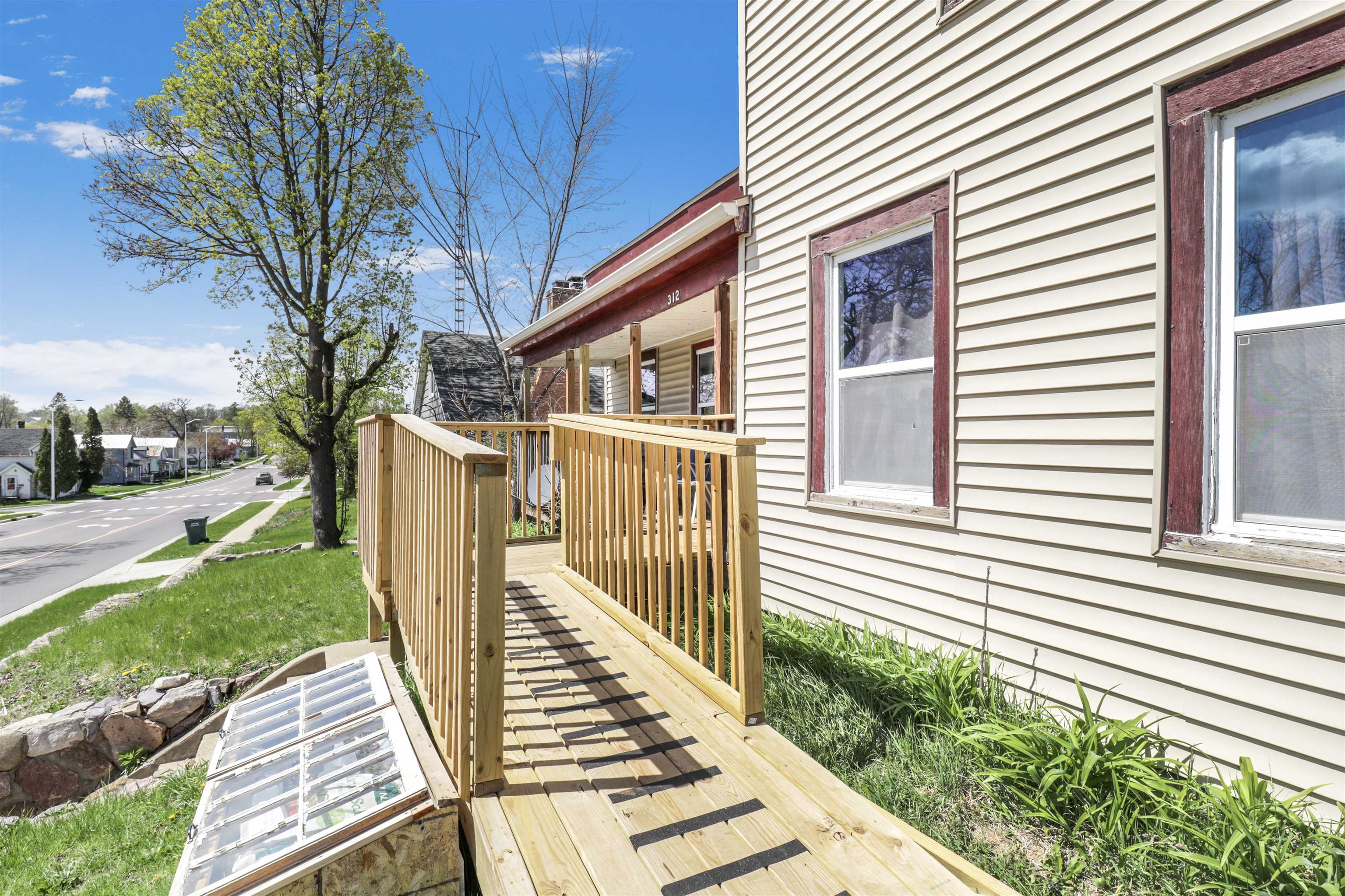 312 8th Avenue Baraboo, WI 53913 - Photo 31 of 32
