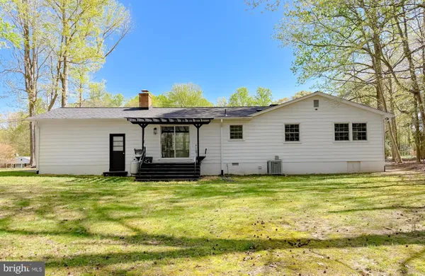 $2,700 | 22985 Esperanza Drive, Lexington Park, MD 20653