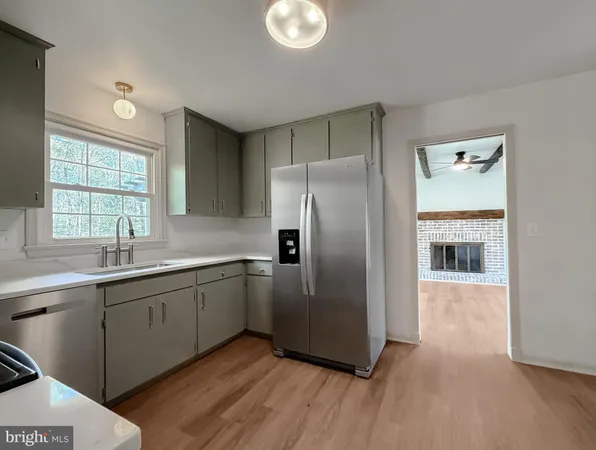 $2,700 | 22985 Esperanza Drive, Lexington Park, MD 20653