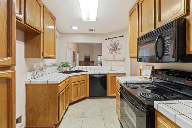 $425,000 | 7831 Clark Fork Lane, Citrus Heights, CA 95610