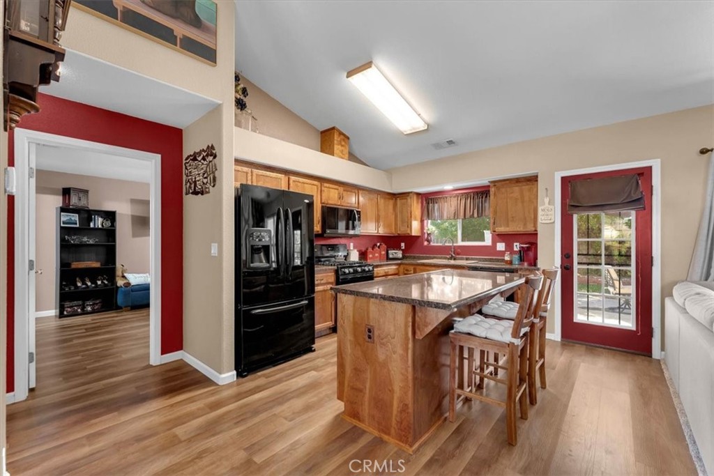1465 Crosspoint Way Red Bluff, CA 96080 - Photo 7 of 58 Gallery Image 7