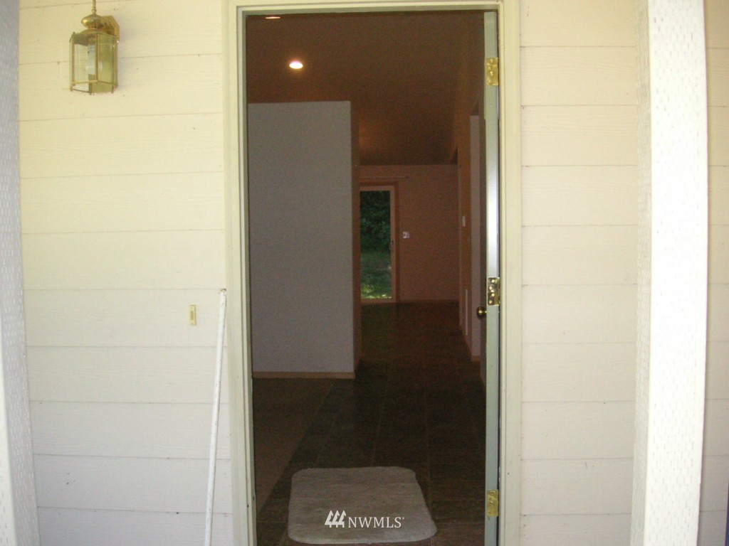 14629 East Lake Goodwin Road Stanwood, WA 98292 - Photo 18 of 20 Gallery Image 18