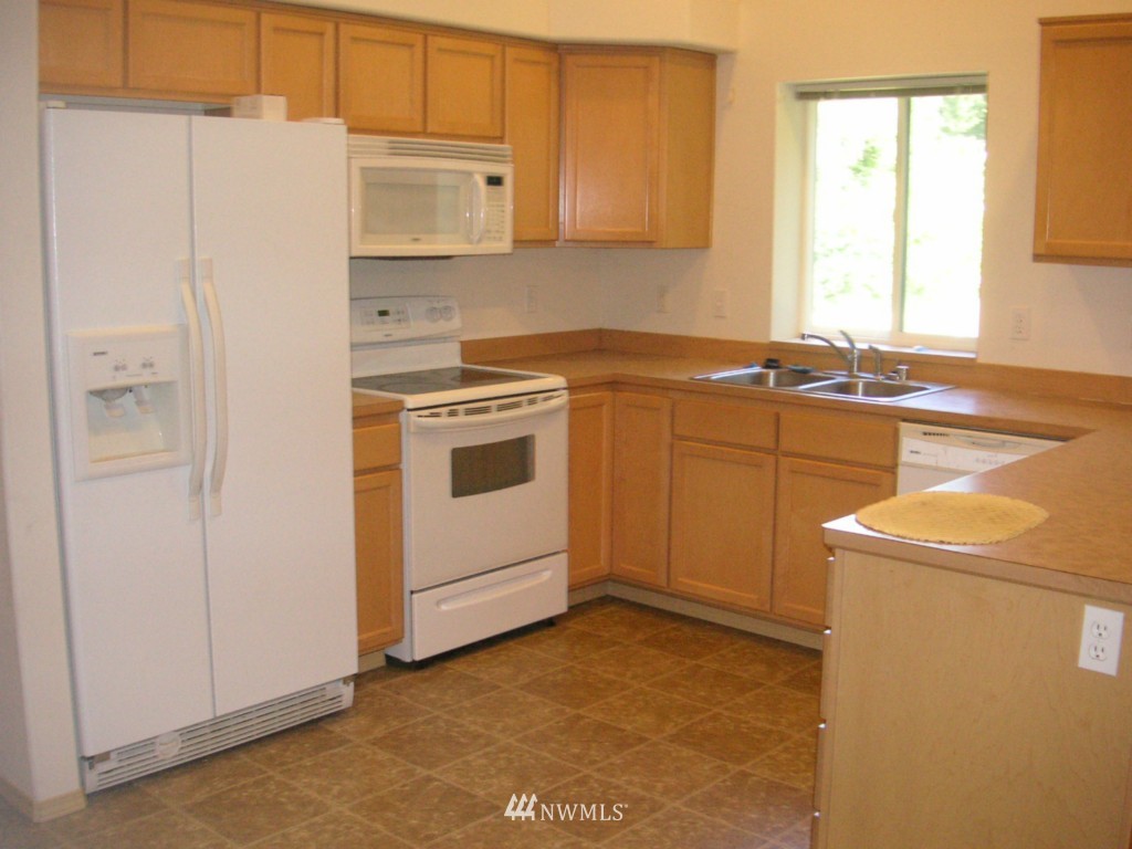 14629 East Lake Goodwin Road Stanwood, WA 98292 - Photo 3 of 20 Gallery Image 3