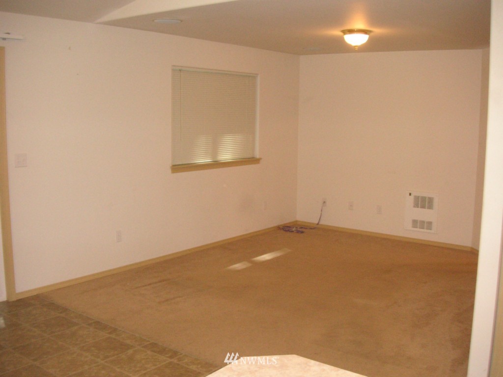 14629 East Lake Goodwin Road Stanwood, WA 98292 - Photo 5 of 20 Gallery Image 5