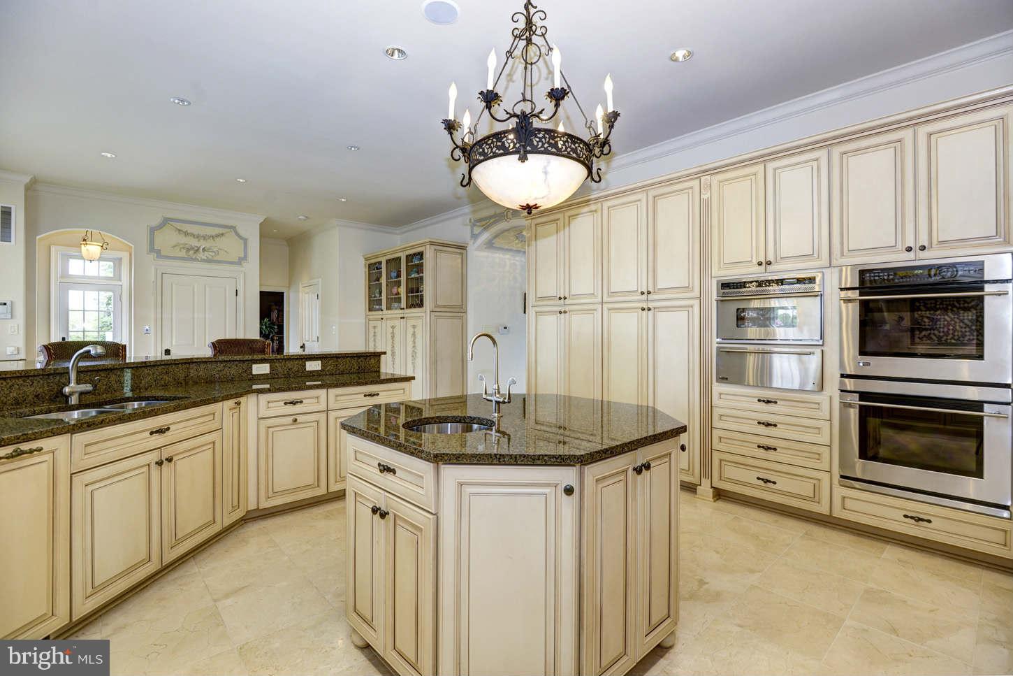 4346 Butler Road Glyndon, MD 21136 - Photo 8 of 30 Gourmet Kitchen