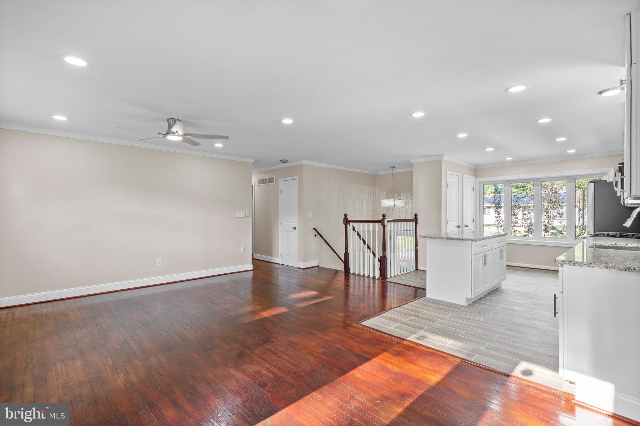 3024 Tarpon Road Riva, MD 21140 - Photo 9 of 37 Dining area