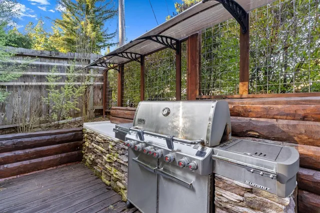 a view of outdoor space yard and patio