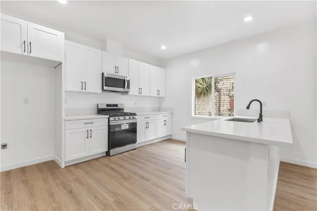 $1,200 | 2636 Normandie Avenue, Los Angeles, CA 90007