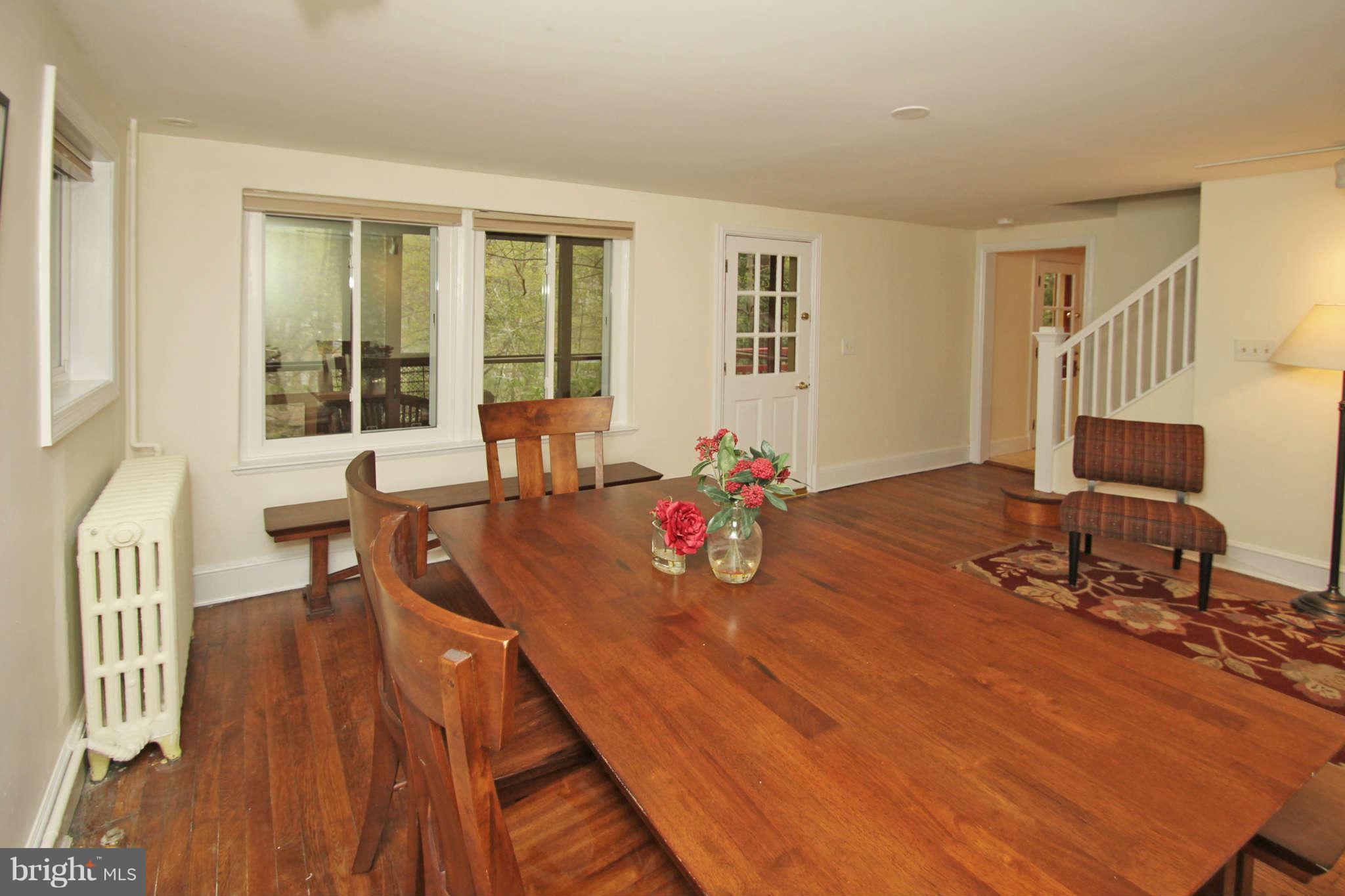 124 Hilltop Road Silver Spring, MD 20910 - Photo 12 of 29 A room with a view!