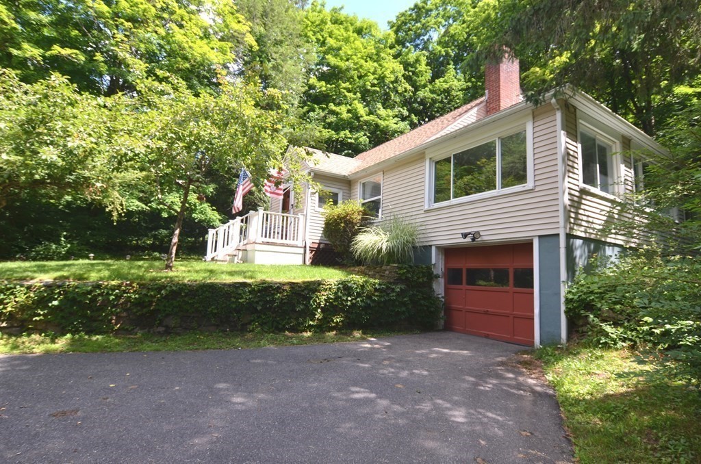 34 Mountain Road Hampden, MA 01036 - Photo 1 of 23 Gallery Image 1