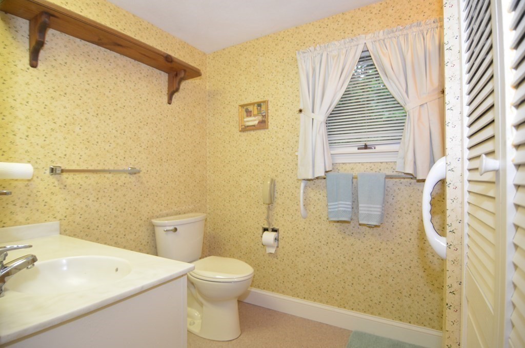 34 Mountain Road Hampden, MA 01036 - Photo 17 of 23 Gallery Image 17