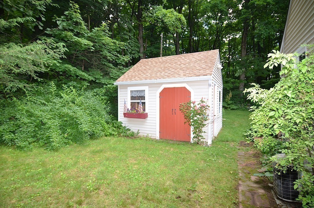 34 Mountain Road Hampden, MA 01036 - Photo 18 of 23 Gallery Image 18